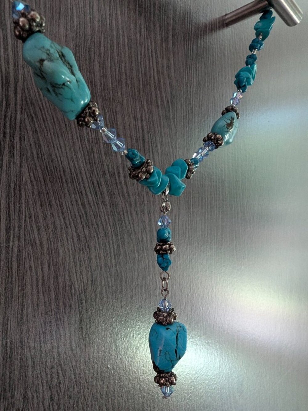 18K white gold, blue crystal, turquoise necklace